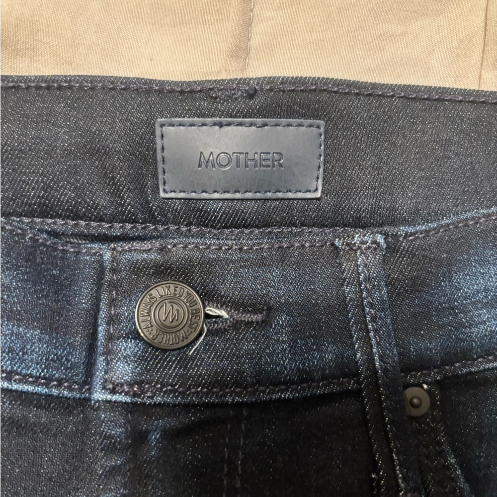 MOTHER Mid-riseDazzler Ankle Now or Never Jeans in Dark Blue - Picture 5 of 7
